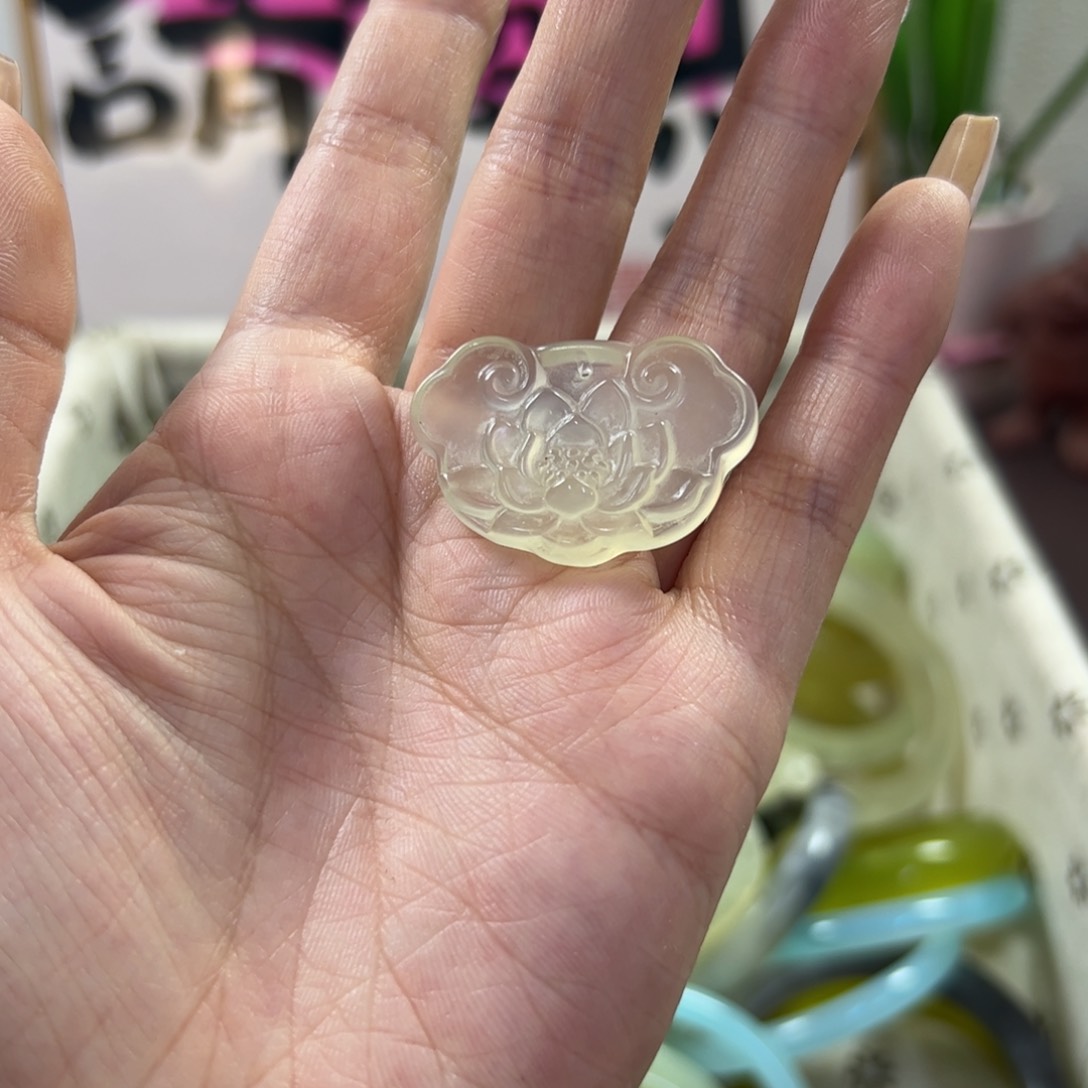 蛇纹石玉手镯未镶嵌205