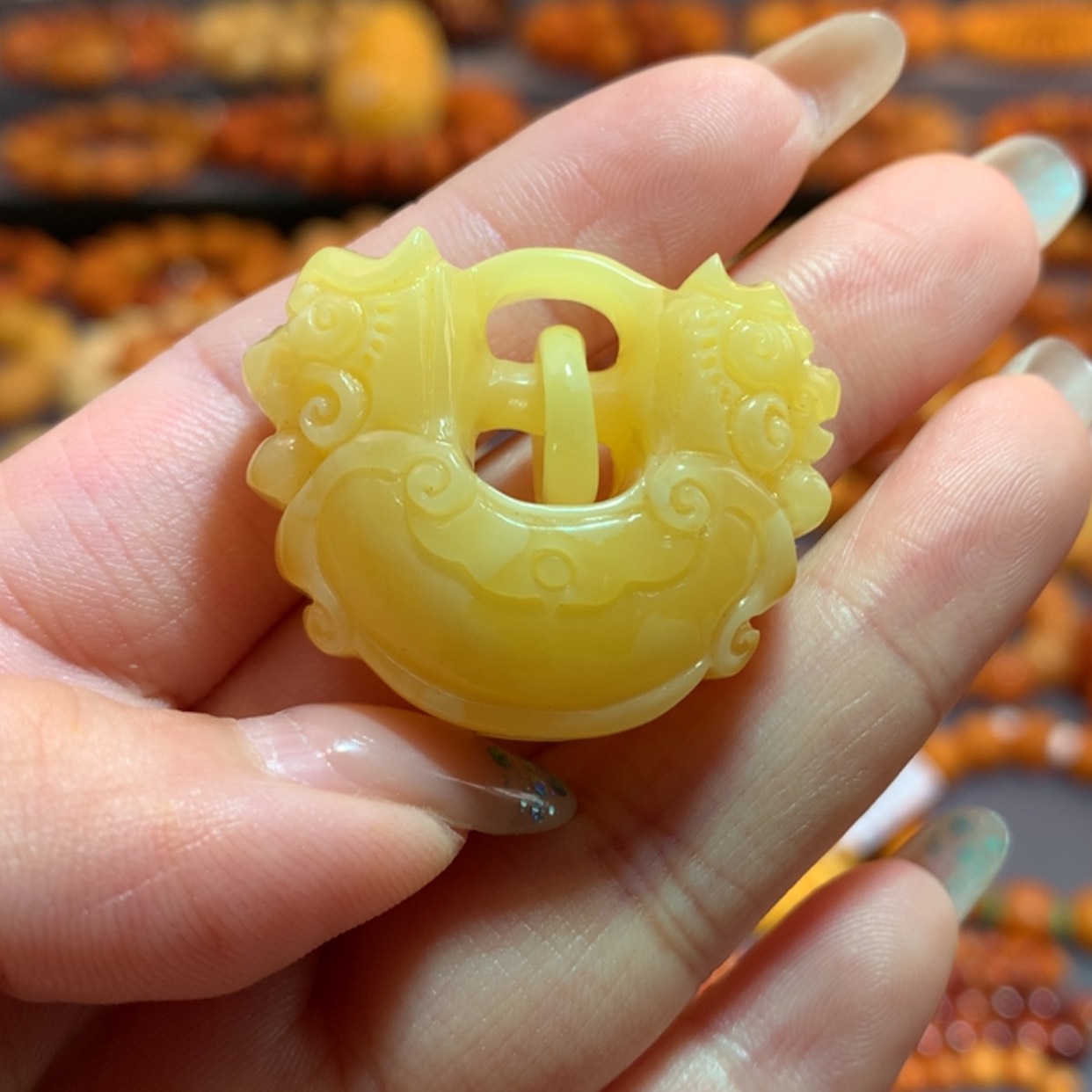 【闪购商品】未镶嵌吊坠(不含链)蜜蜡