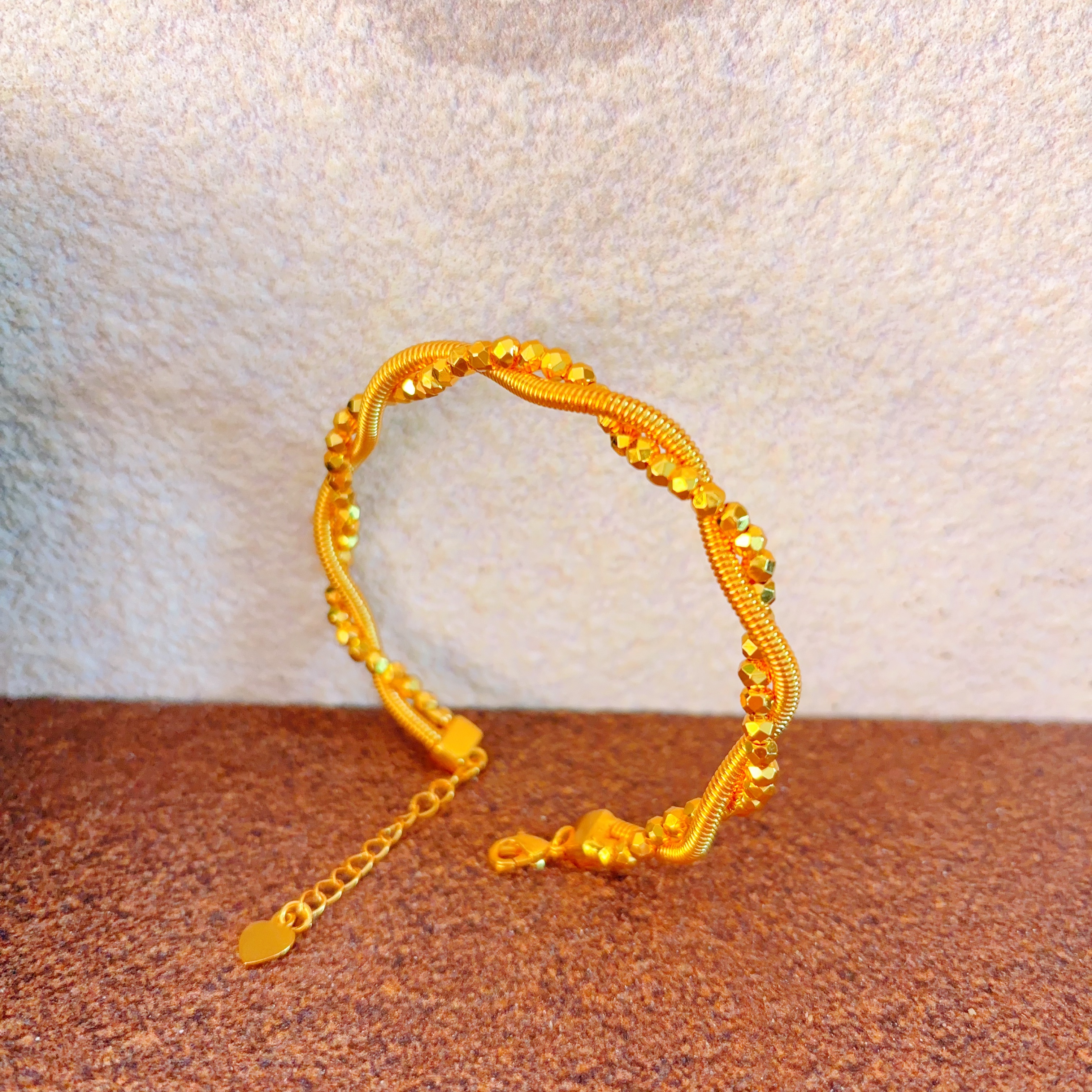  爆闪精美蹦迪珠手镯30110