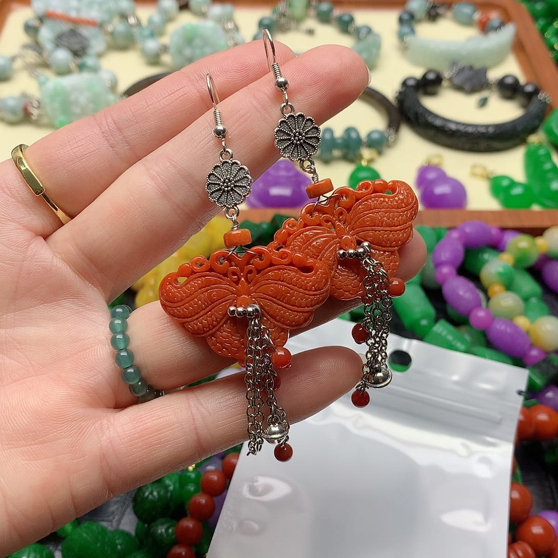 吊坠(赠链)未镶嵌翡翠