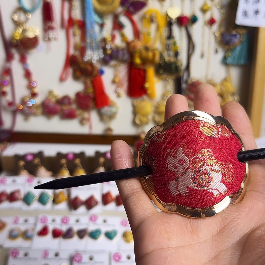 冒***泡皮质锌合金手工制作 不退不换