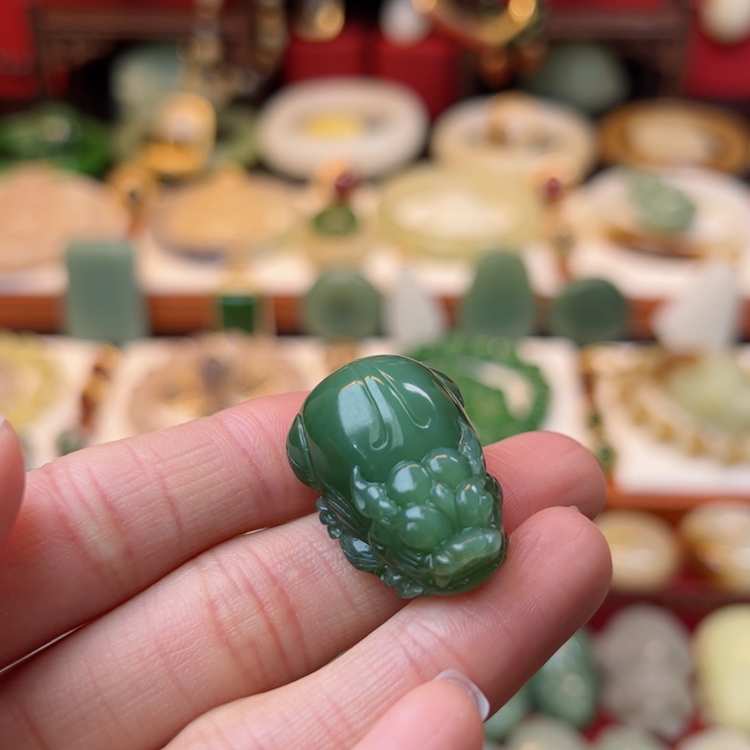 和田玉挂件未镶嵌