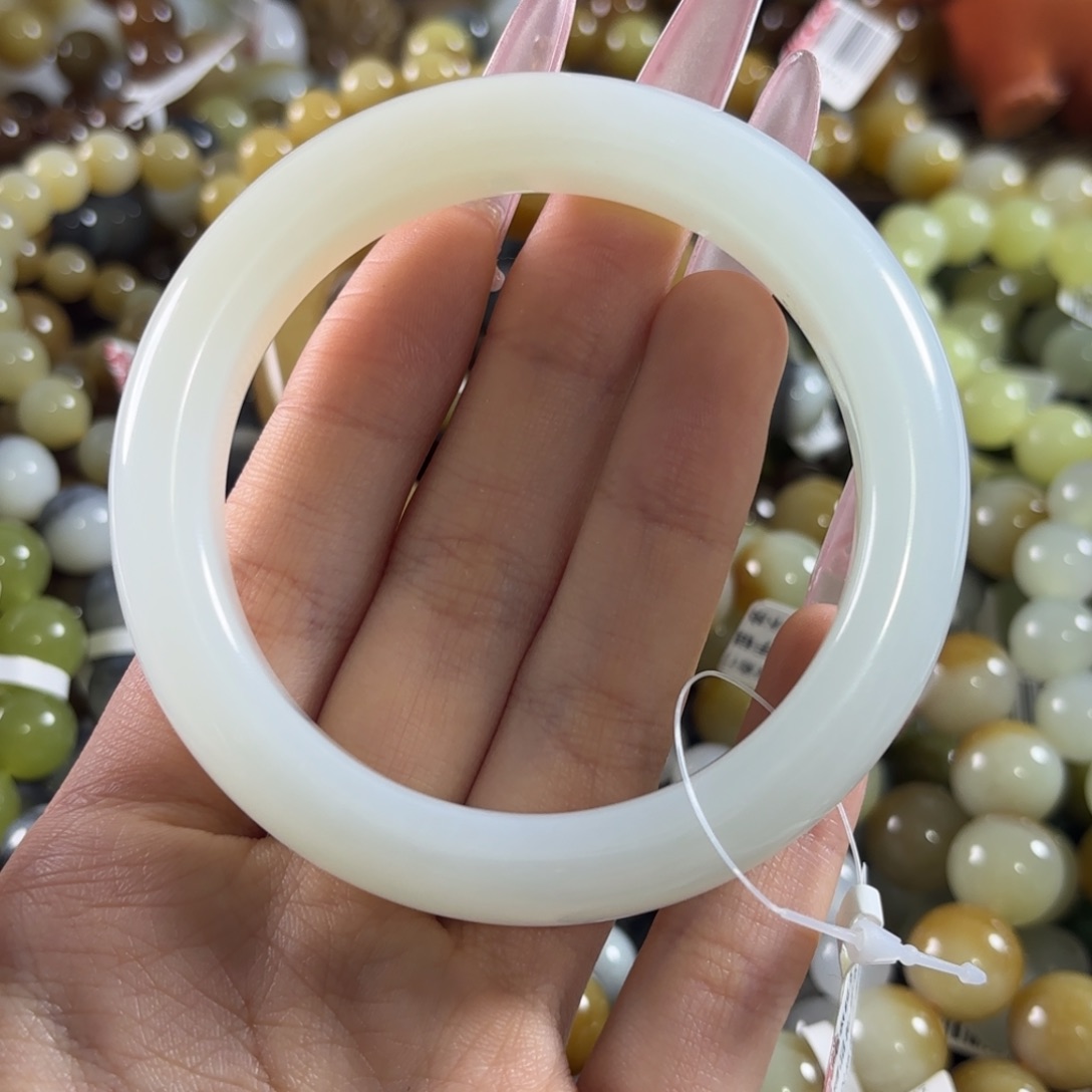 麦***菜和田玉未镶嵌手链412