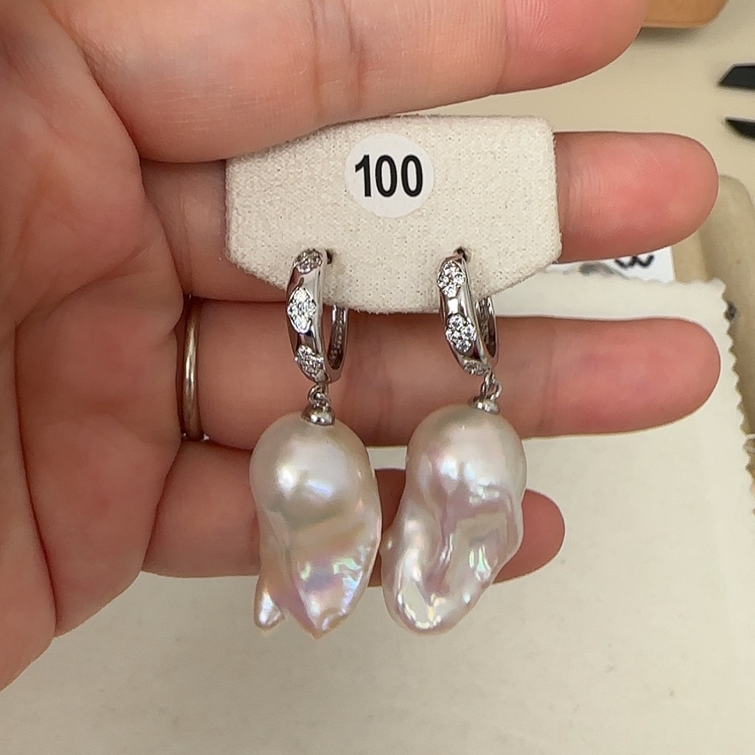 银S925镶嵌淡水珍珠颈饰