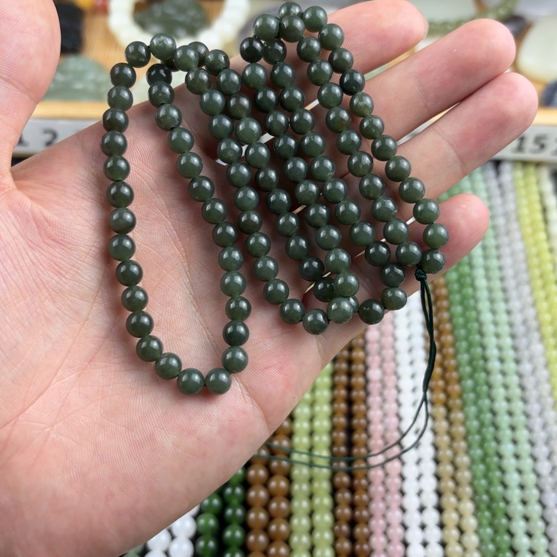 博***笔颈饰未镶嵌和田玉