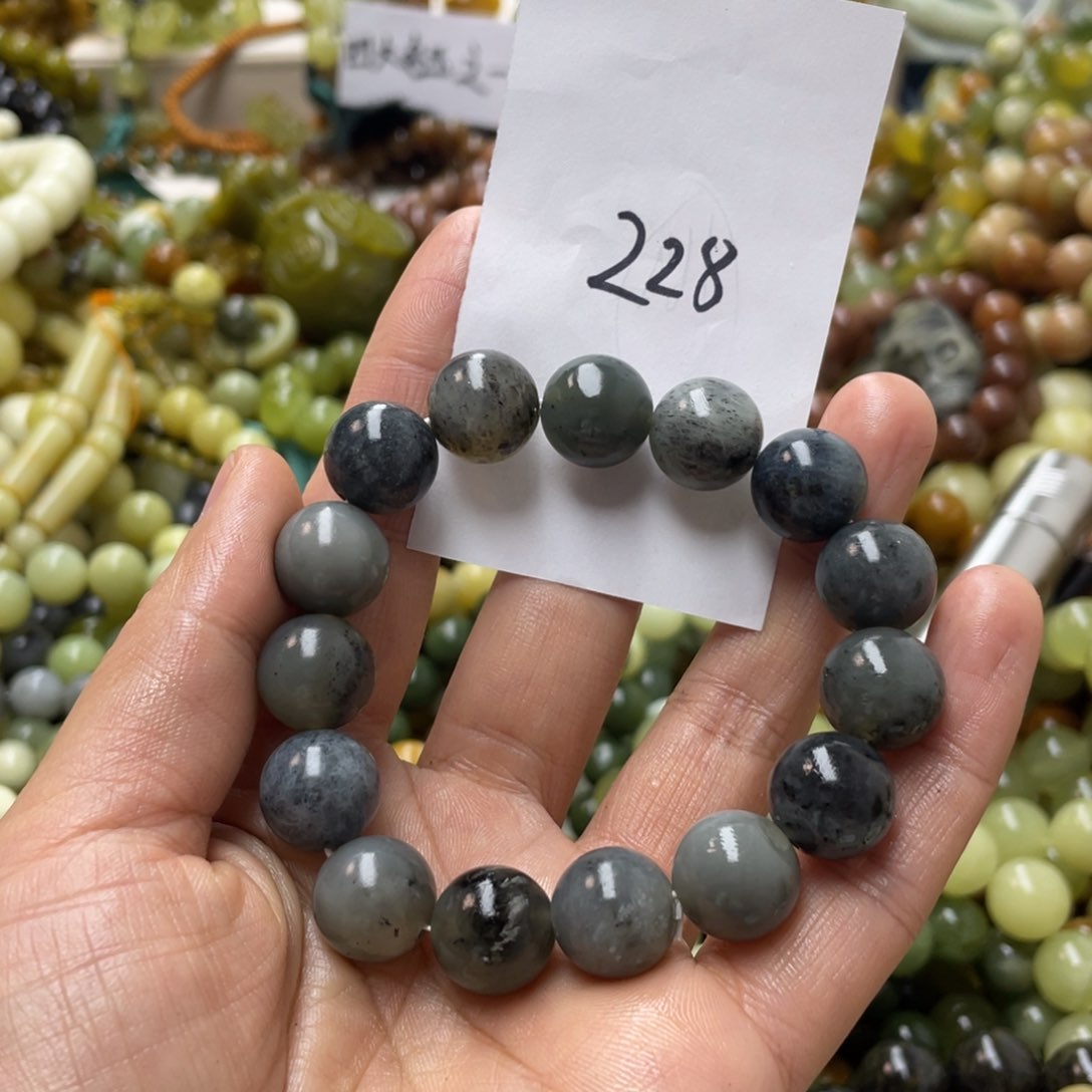 蛇纹石玉手链未镶嵌