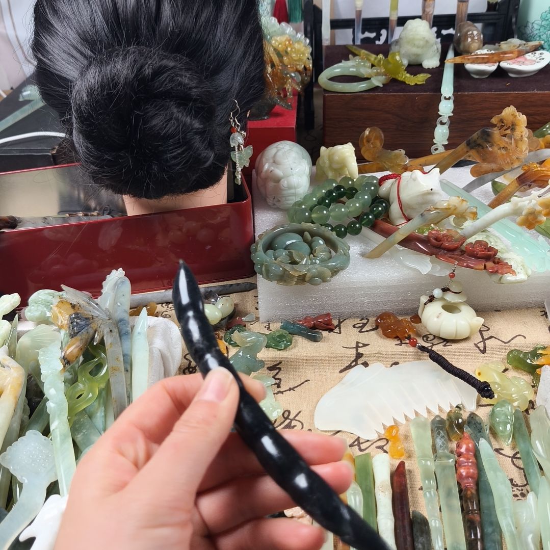 蛇纹石玉发饰合金