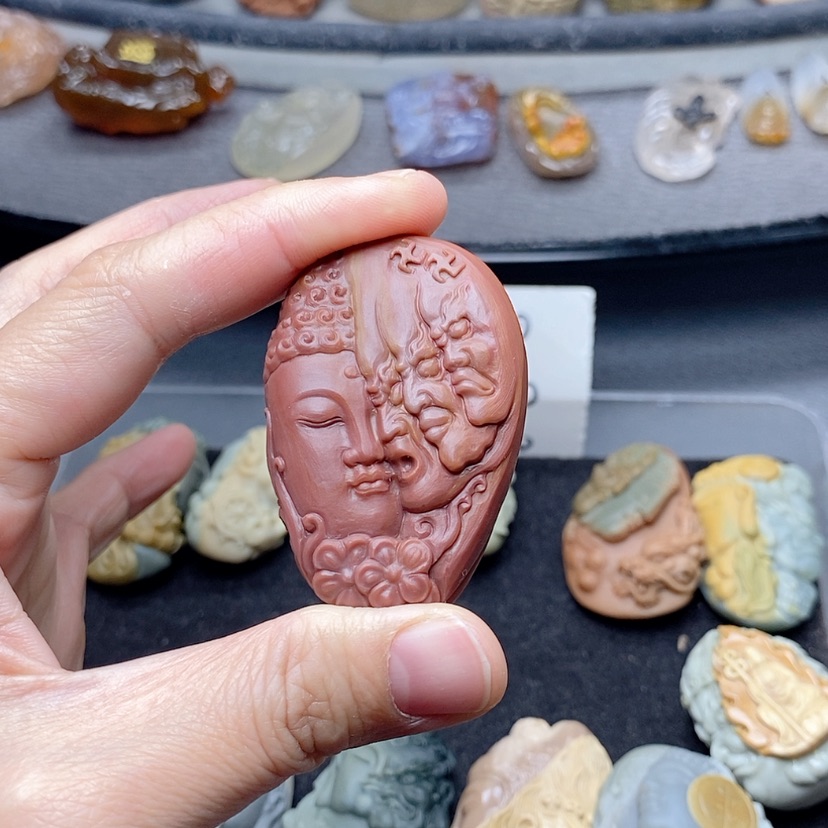 【闪购商品】定制石英质玉吊坠未镶嵌