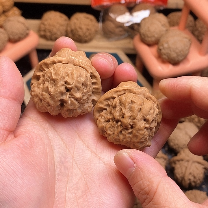 文玩核桃吊坠蒸**上文玩核桃