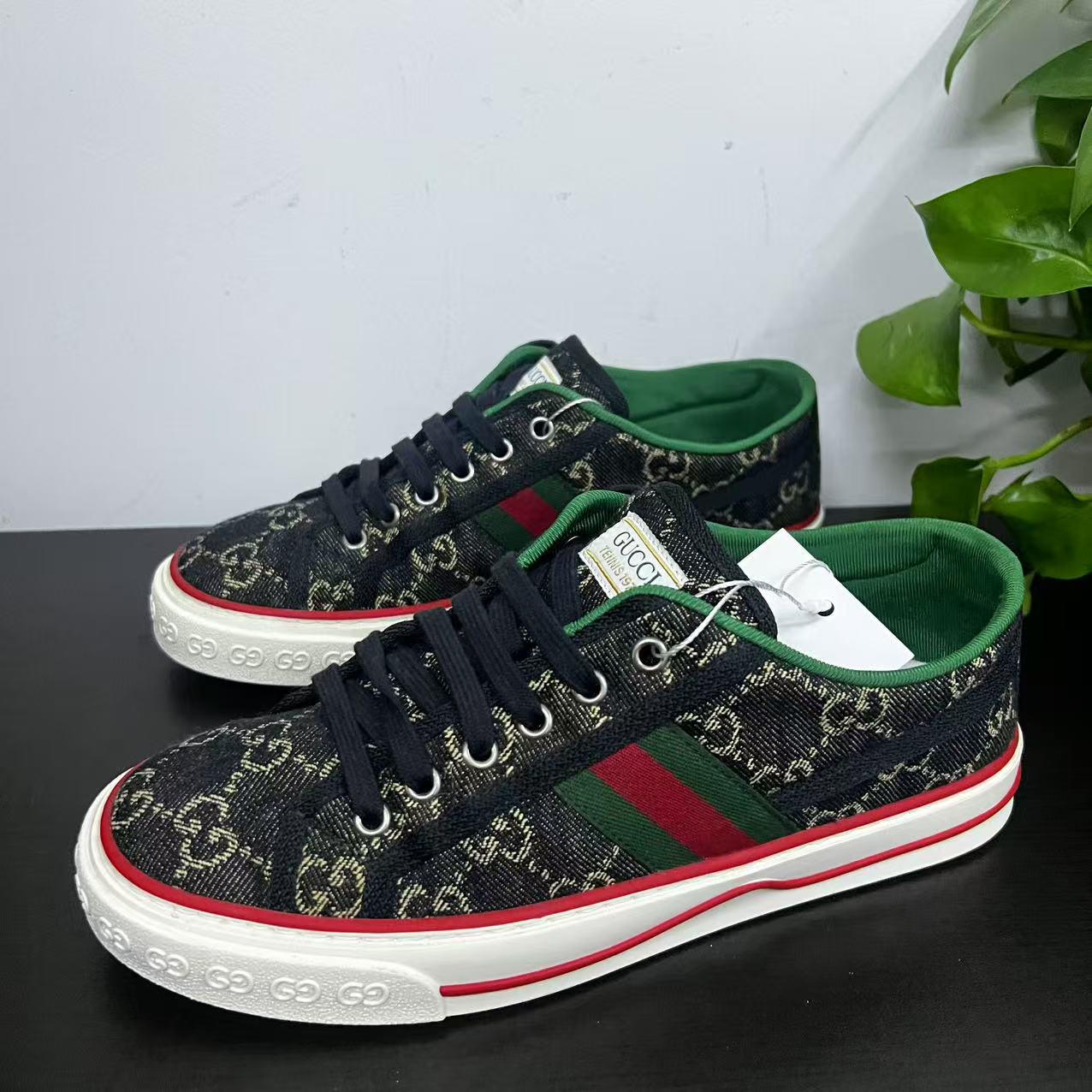 95新 GUCCI/古驰 41.5欧码黑牛仔1977板鞋/经典/百搭/时尚