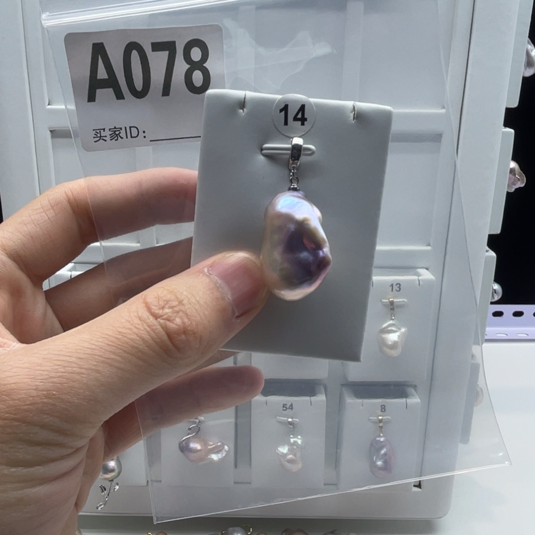 淡水珍珠颈饰合金