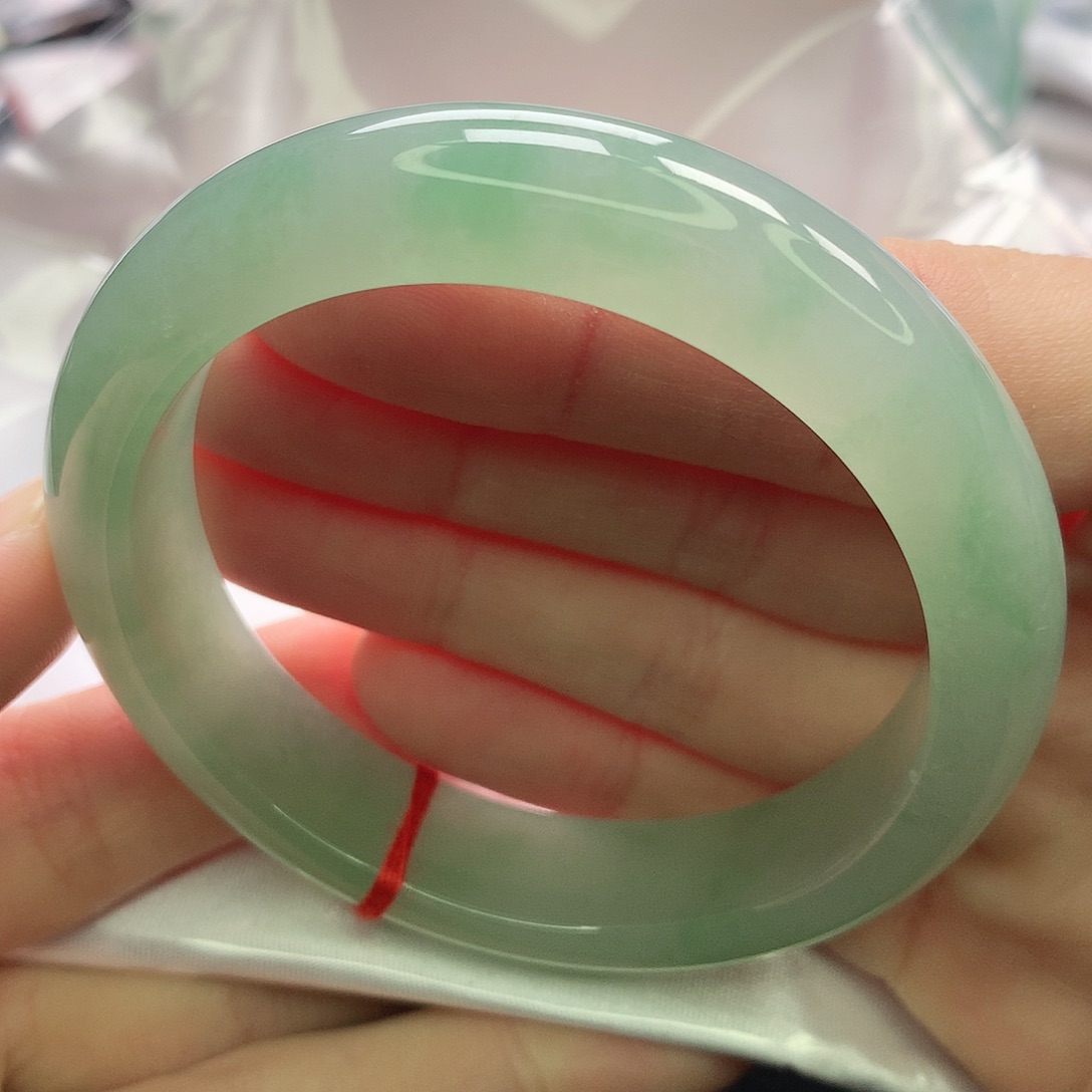 翡翠未镶嵌手镯缅甸5354