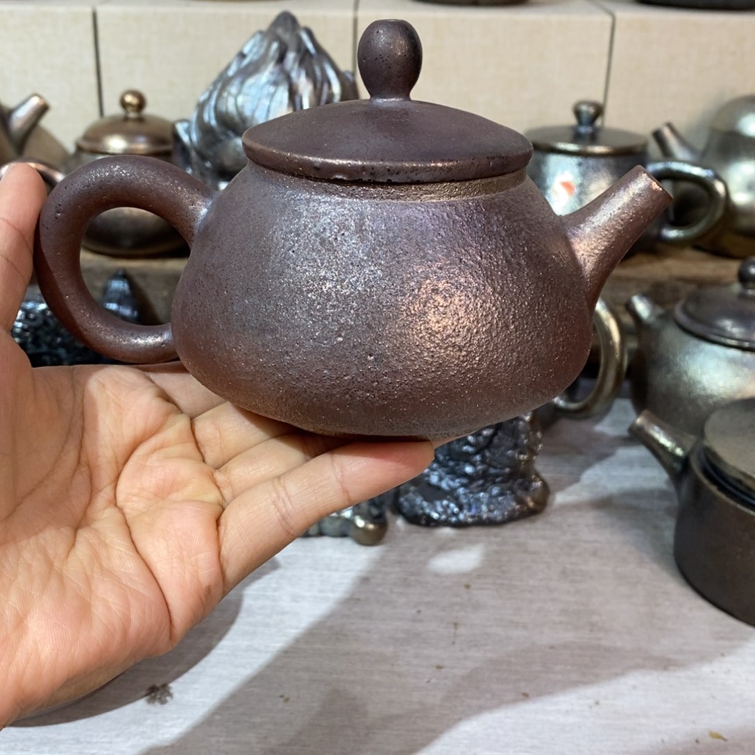 云南建水紫陶柴烧特价壶