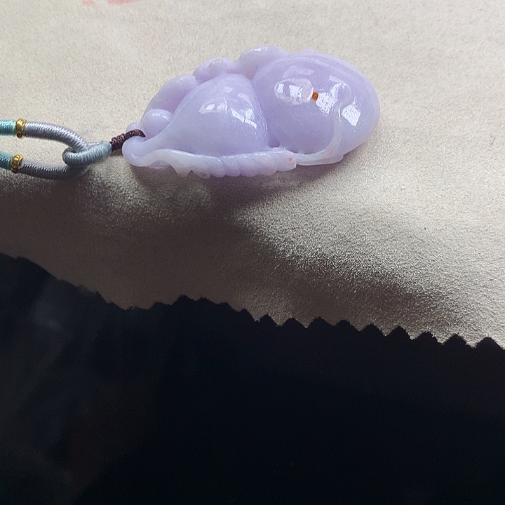 翡翠颈饰未镶嵌吊坠