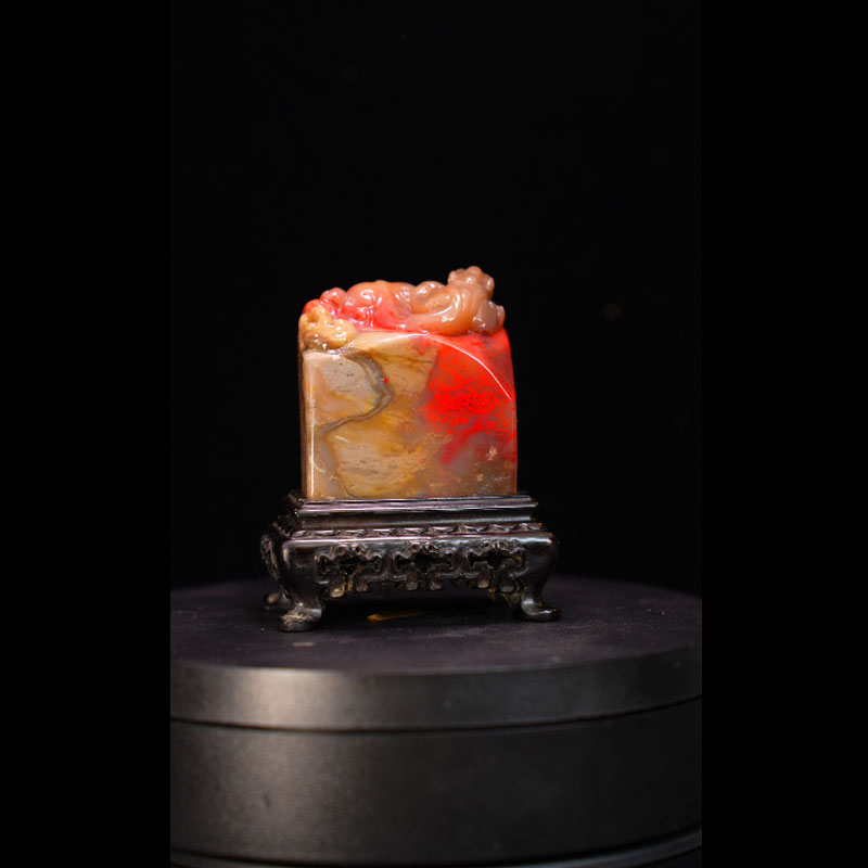 昌化石昌化鸡血石摆件一方