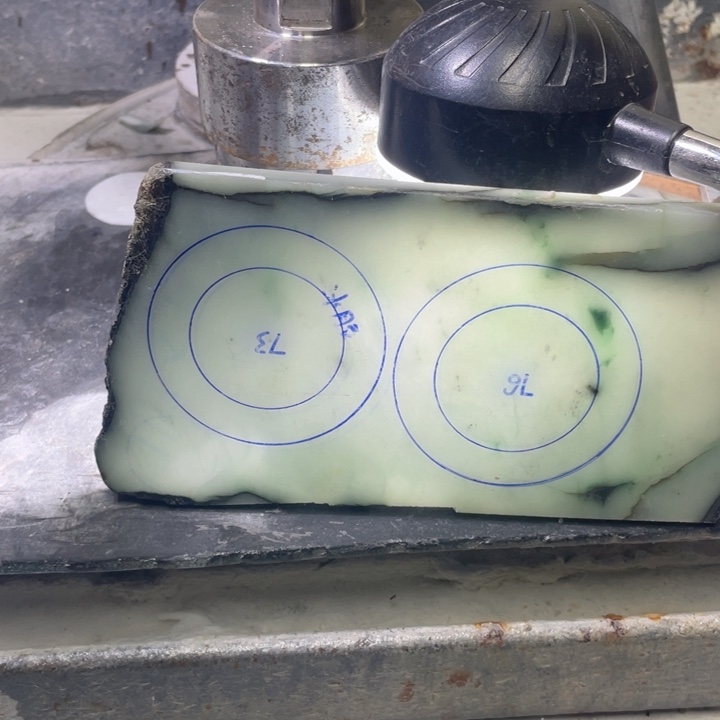  ***姐定制翡翠未镶嵌手镯