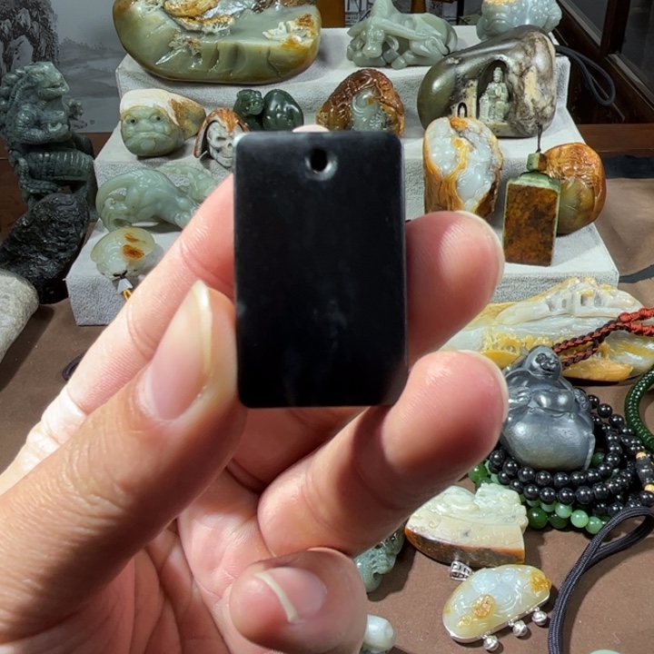 硬***漢和田玉未镶嵌挂件