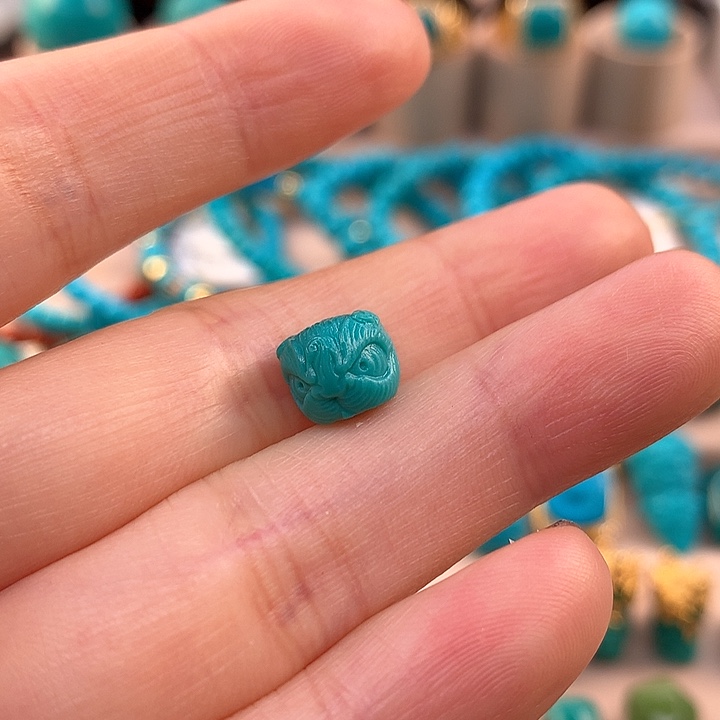 绿松石配饰未镶嵌