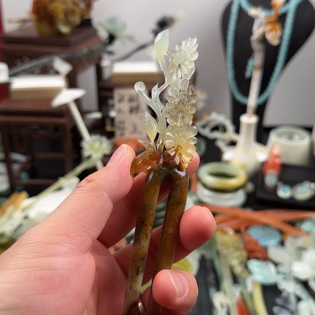 蛇纹石玉未镶嵌发饰