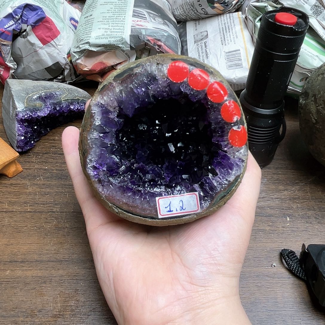 紫晶大型摆件（非配饰）未镶嵌