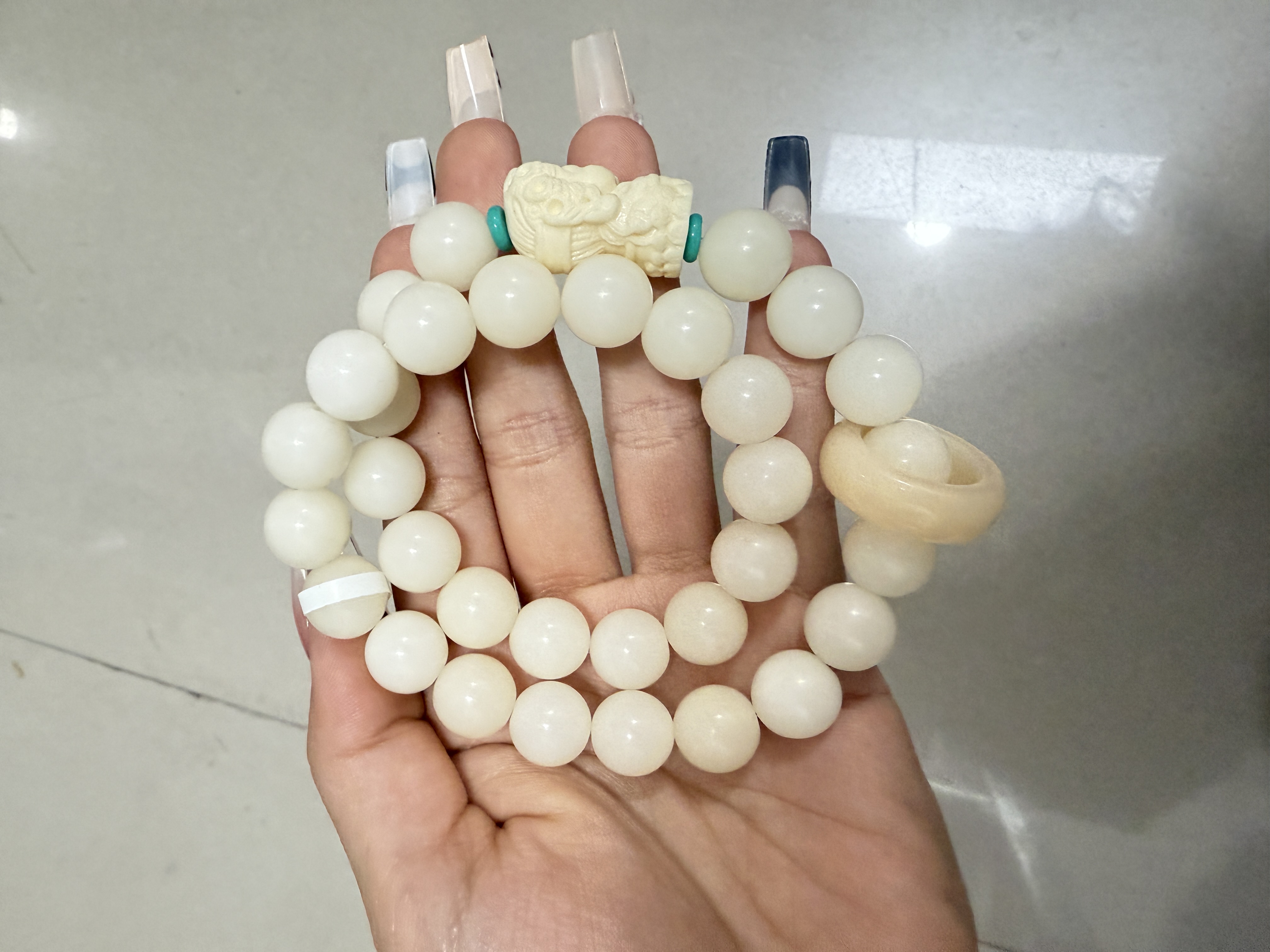 J0265精品手串无礼盒