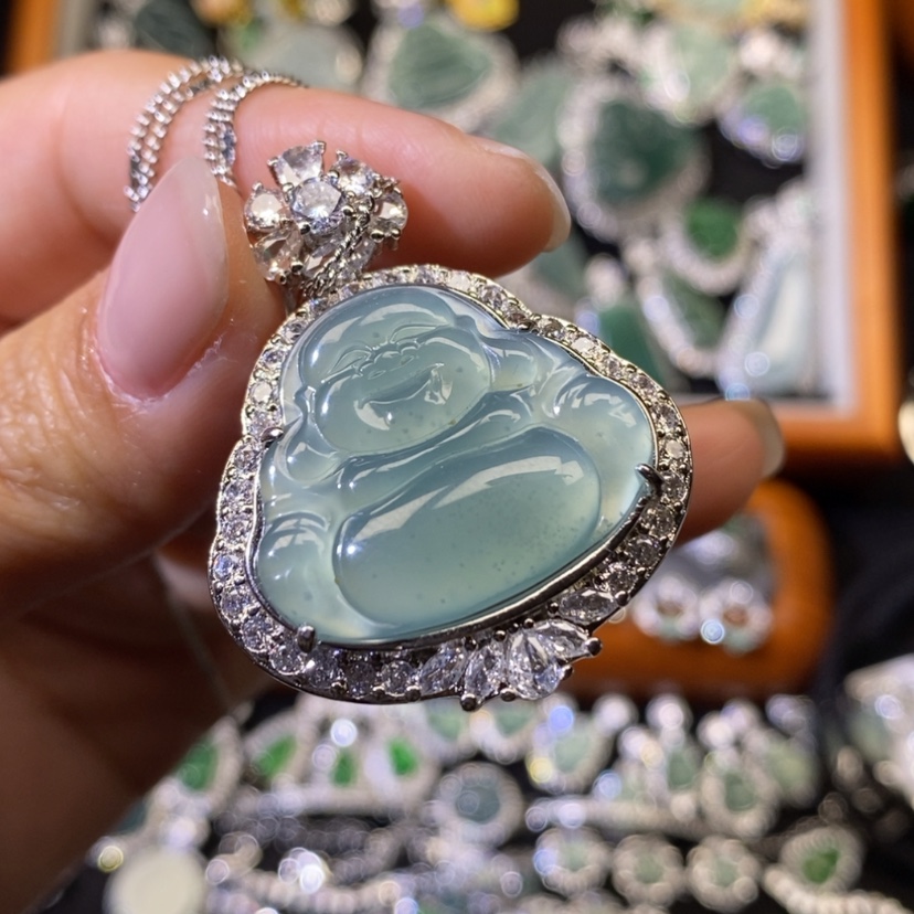 【闪购商品】翡翠颈饰未镶嵌天然