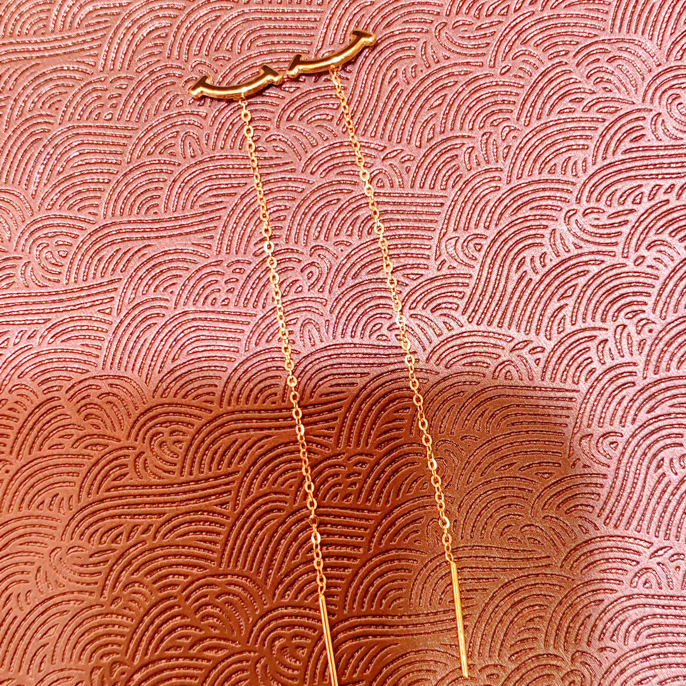 18K烤漆微笑耳线0.83克