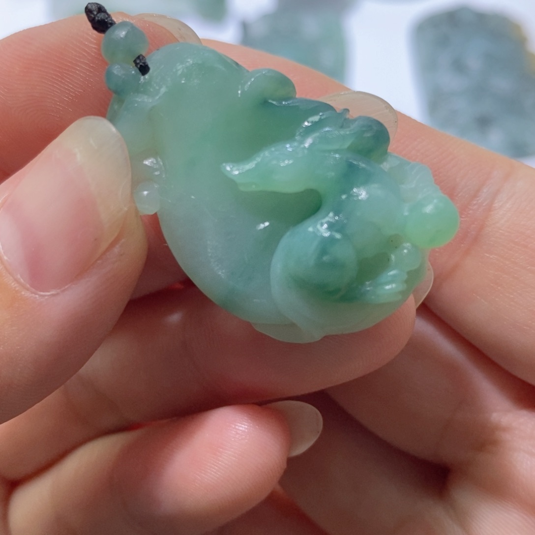 定制翡翠未镶嵌毛货