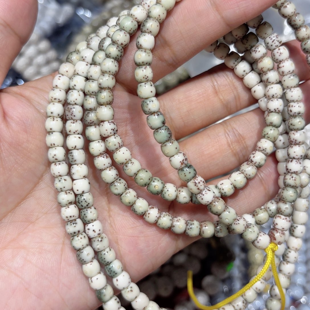 星月菩提手串星月石玉料6*5直切