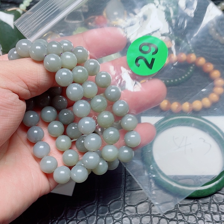 和田玉手串未镶嵌