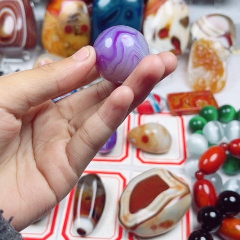 玛瑙/玉髓耳饰未镶嵌