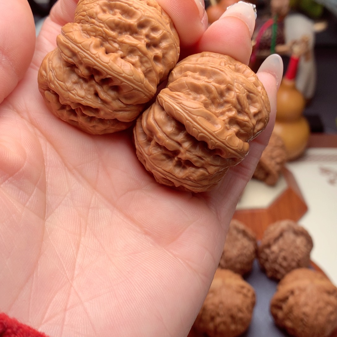 文玩核桃吊坠平谷元宝。   6号