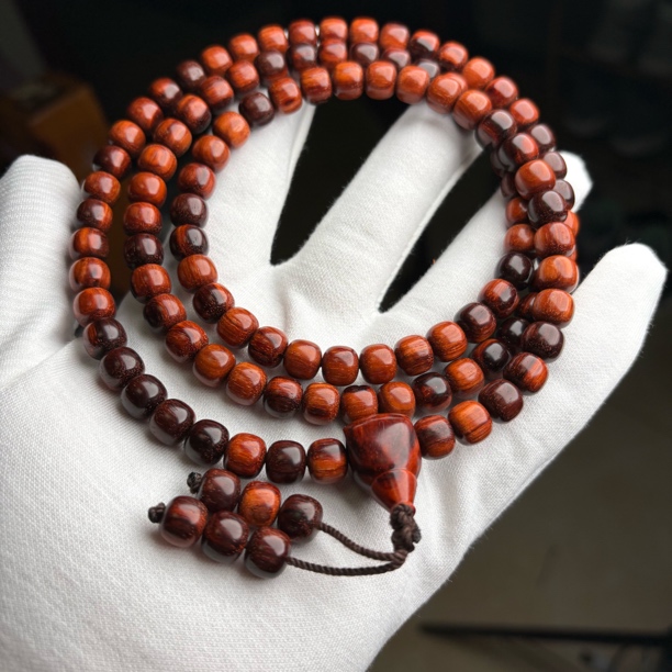 特品·小叶紫檀黑飘红8/9·108颗手链，一物一拍