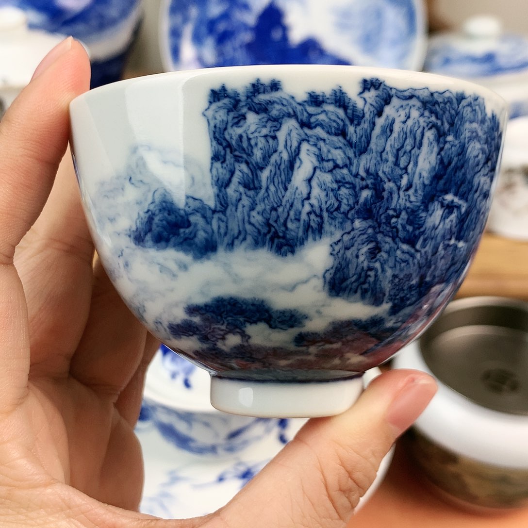 青花山水手工主人杯