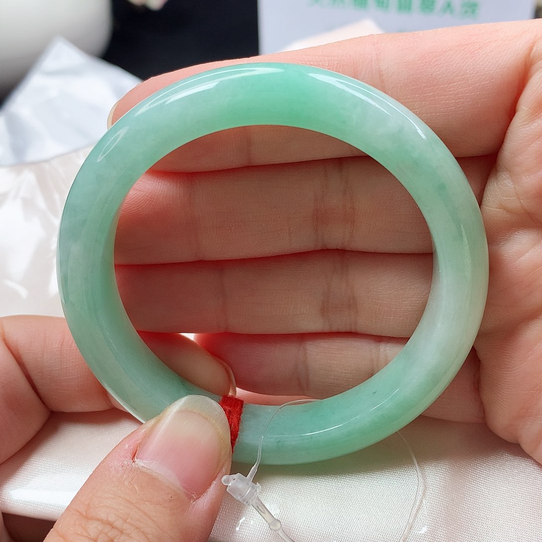 未镶嵌手镯翡翠10