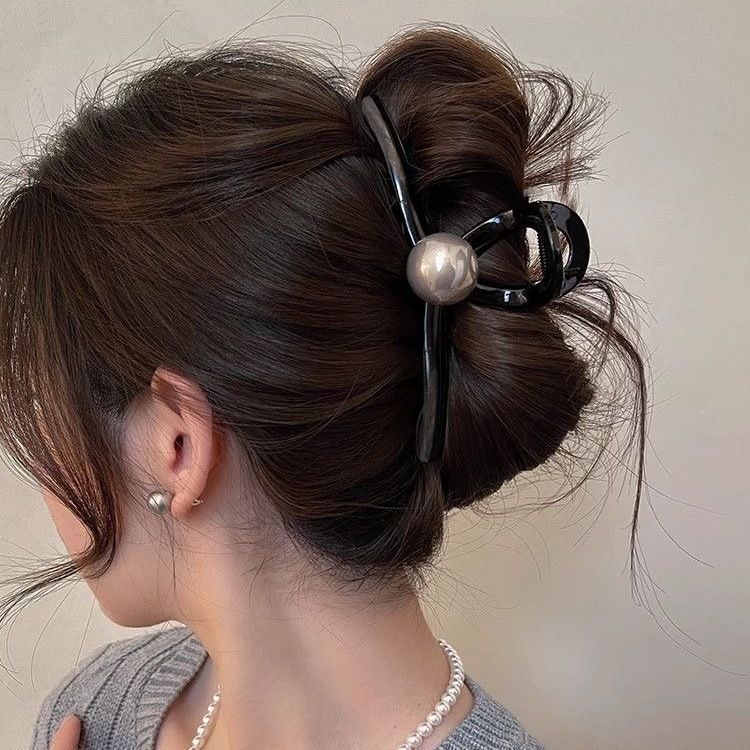 珍珠抓夹2025新款优雅气质大号春夏鲨鱼夹高级感头饰发夹女后脑勺