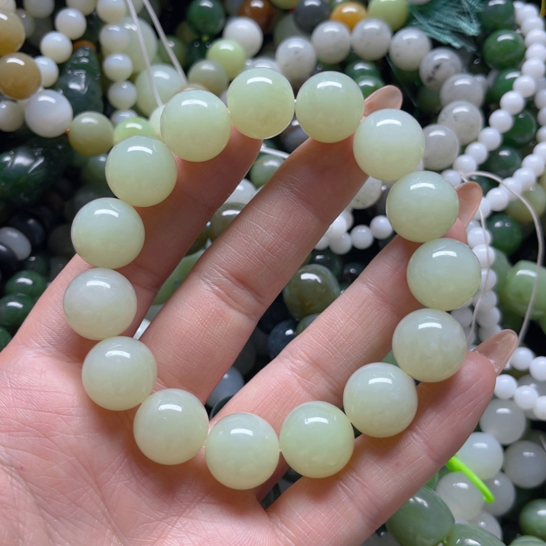 未镶嵌和田玉手串