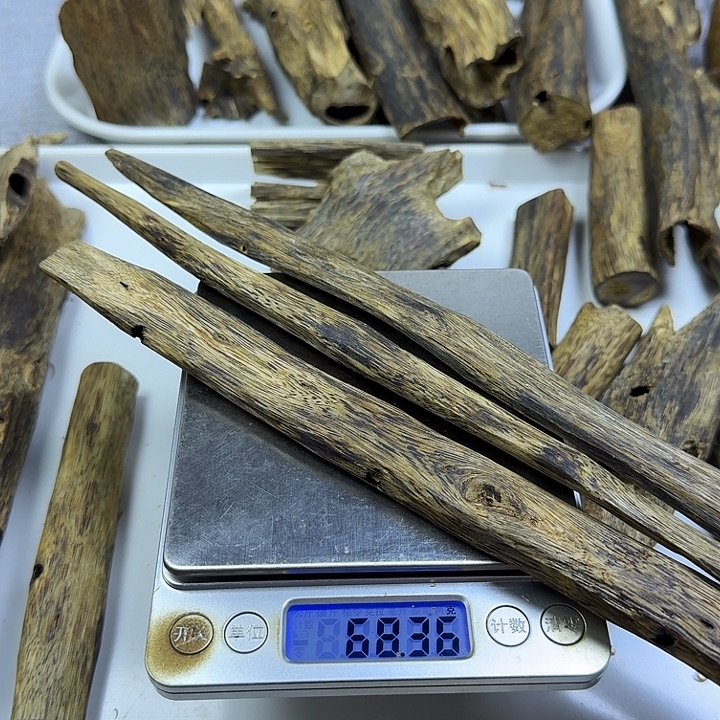 探***材香料乌身圆叶珠串料68克