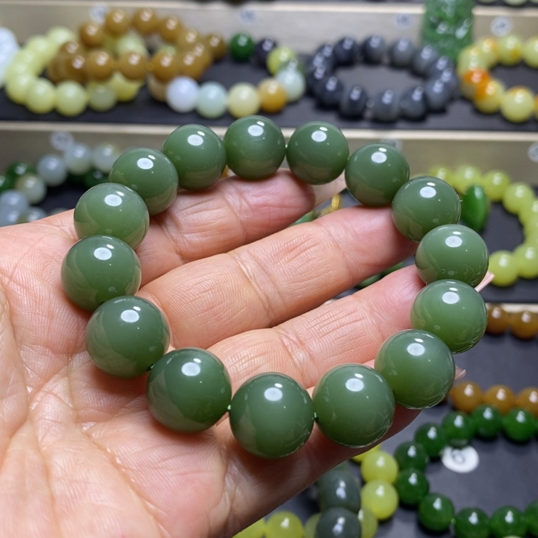 和田玉手串未镶嵌