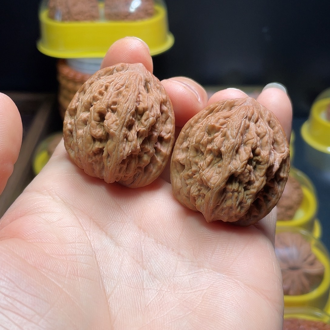 吊坠文玩核桃37尺麦穗虎头