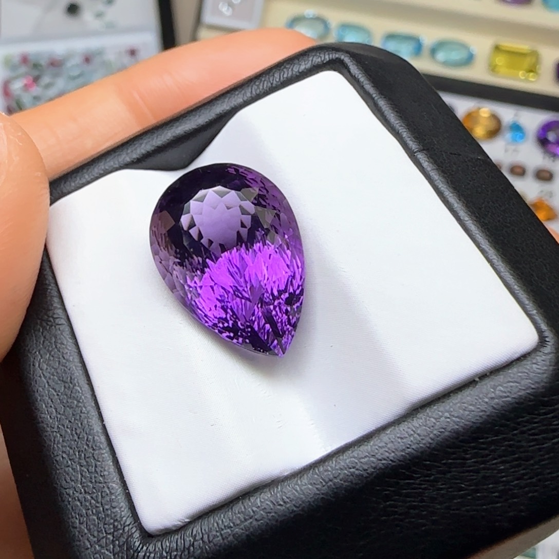 紫晶珠宝半成品未镶嵌天然无优化11.2克拉
