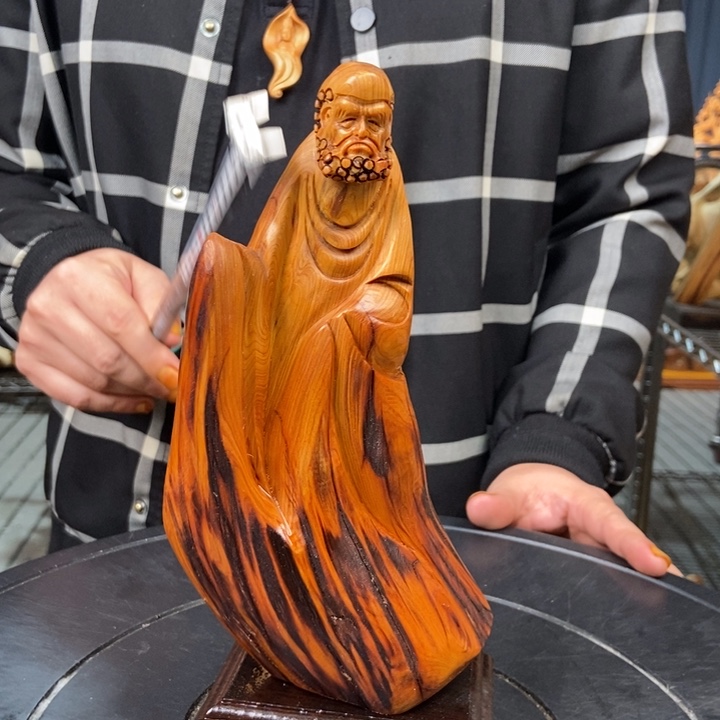 柏木（崖柏）随型摆件