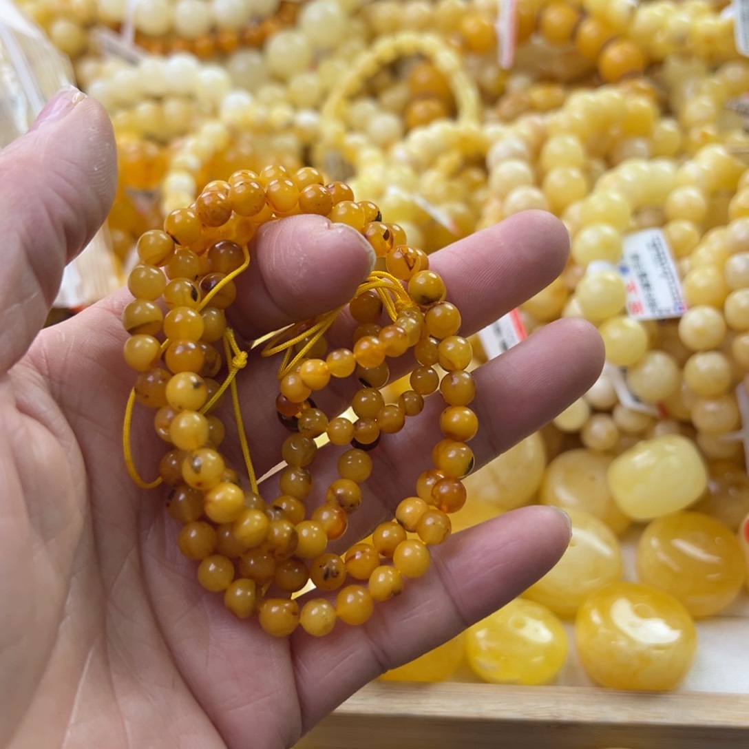 琥珀珠宝奇石未镶嵌