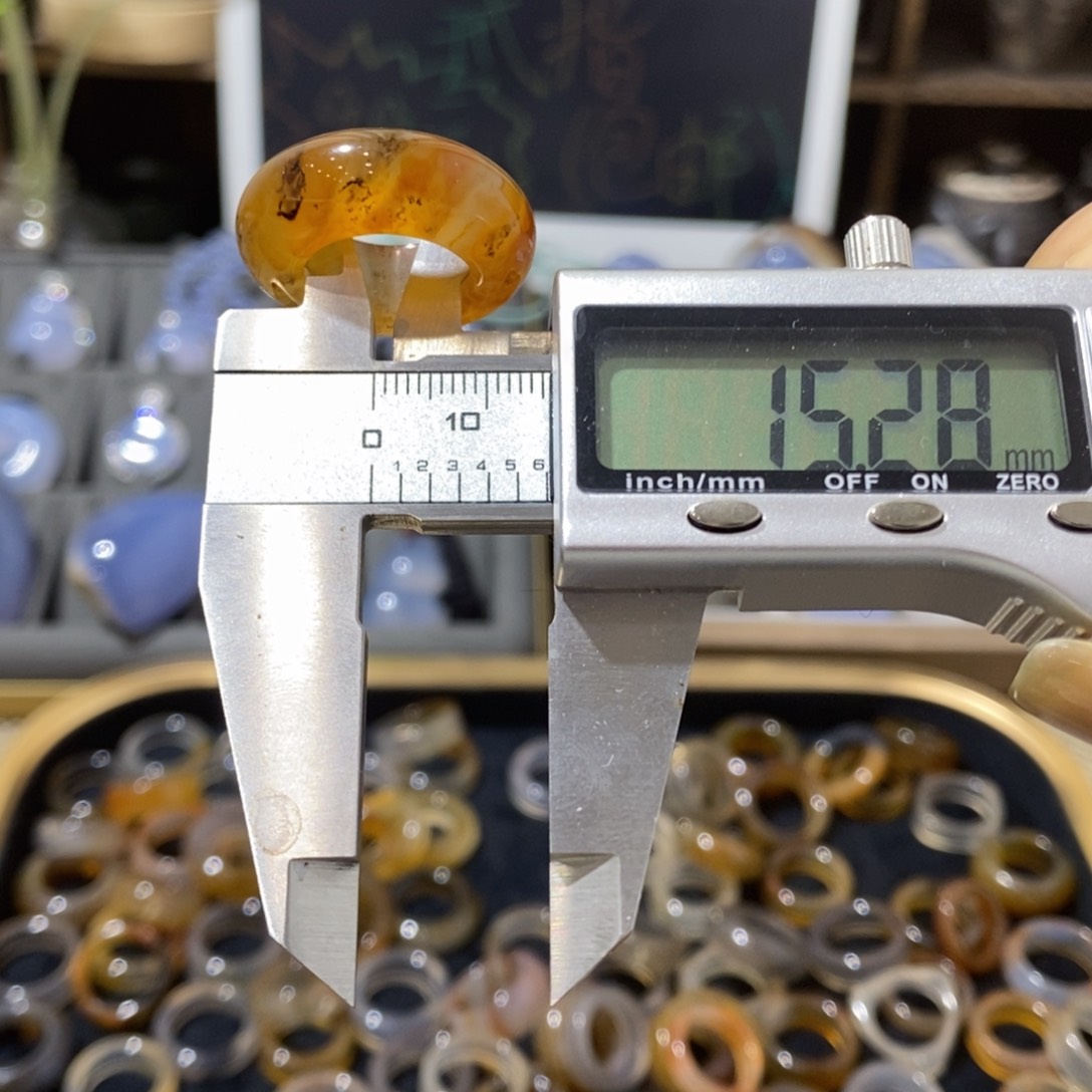 未镶嵌玛瑙/玉髓珠宝奇石