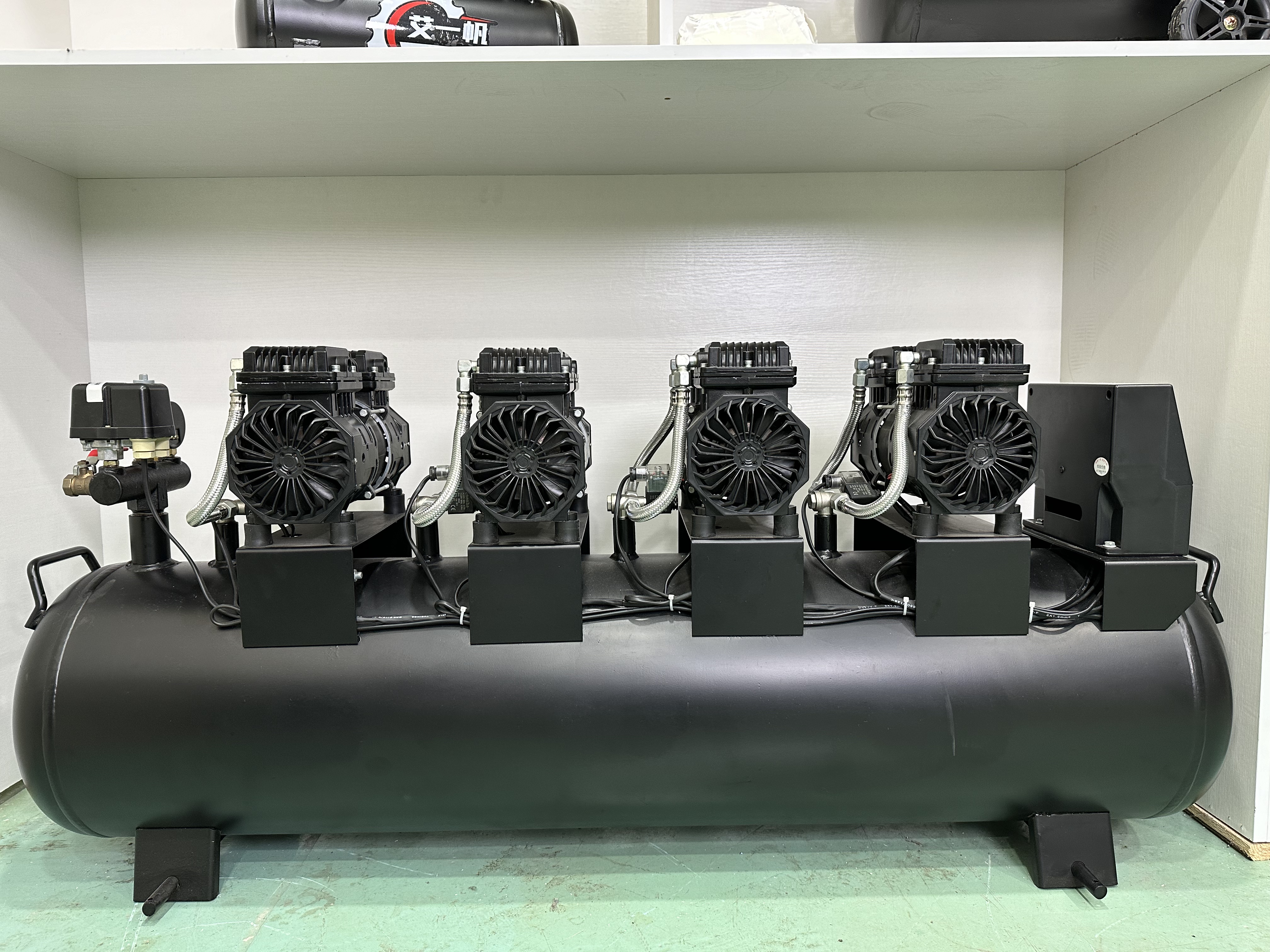 6720瓦-180升220v空压机气泵木工装修家用喷漆无油静音空气压缩机