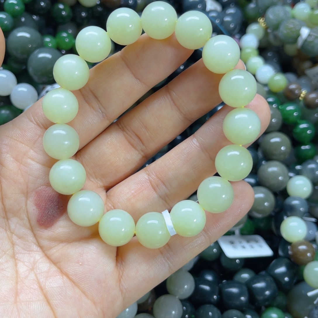 未镶嵌手链和田玉