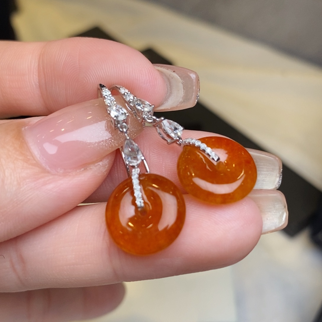 翡翠耳饰18K金镶嵌冰蜜橘红翡小扣子
