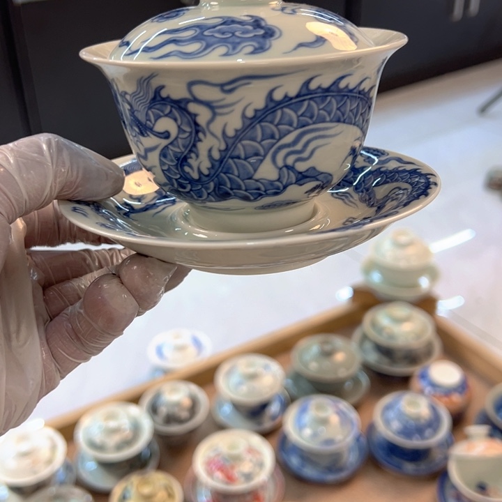 瓷片白青花铠甲龙元宝盖碗全品