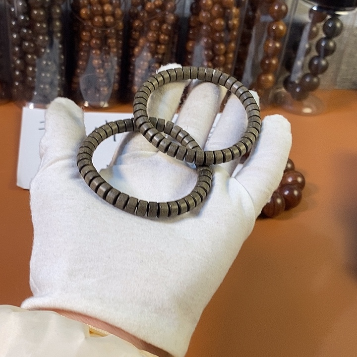 檀香木老山檀香4/7阴沉