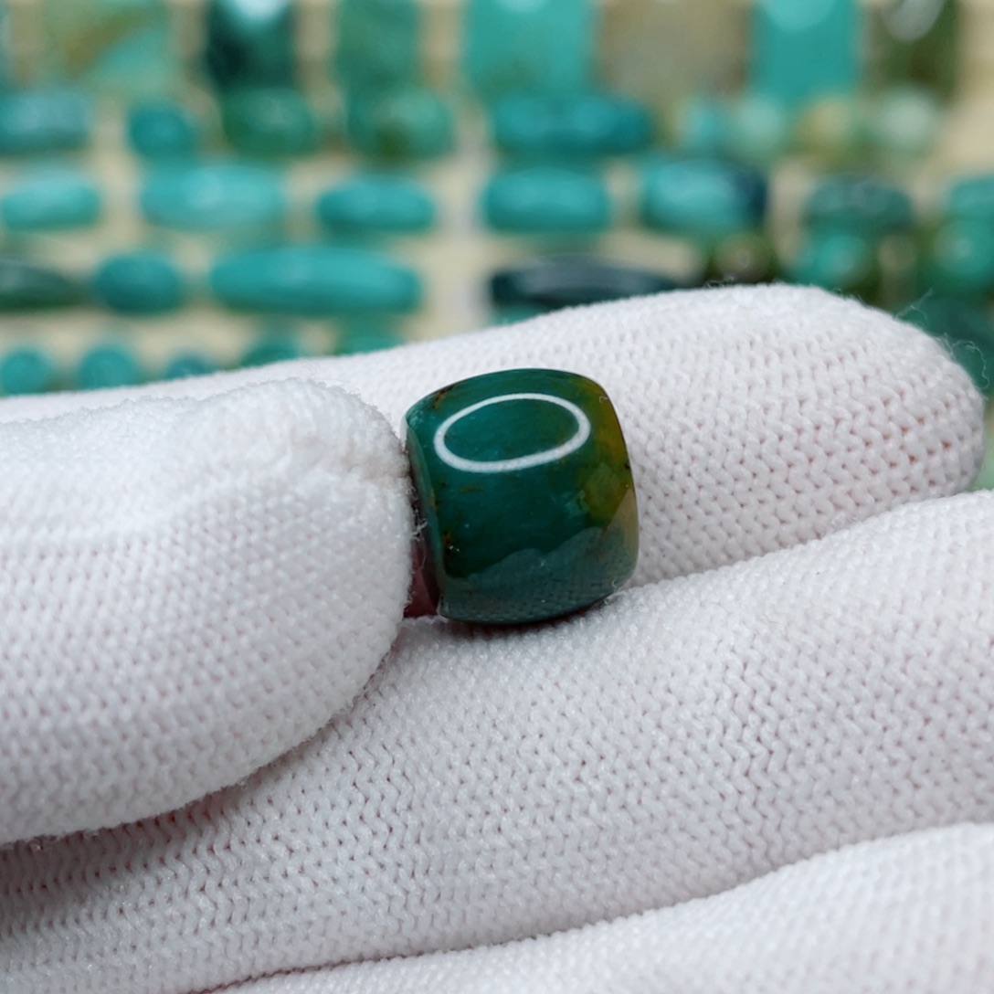 绿松石珠宝奇石未镶嵌水*司